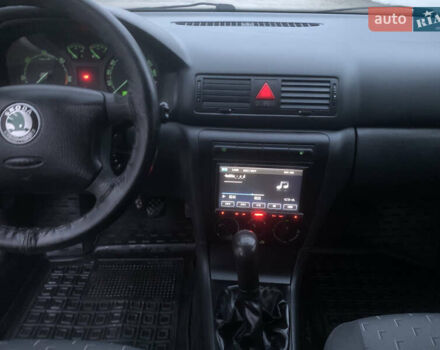 Бежевый Шкода Октавия, объемом двигателя 1.9 л и пробегом 261 тыс. км за 5499 $, фото 8 на Automoto.ua