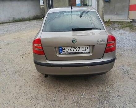 Бежевый Шкода Октавия, объемом двигателя 1.6 л и пробегом 140 тыс. км за 6500 $, фото 2 на Automoto.ua