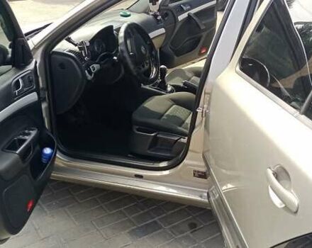 Бежевий Шкода Октавія, об'ємом двигуна 1.98 л та пробігом 325 тис. км за 5700 $, фото 10 на Automoto.ua