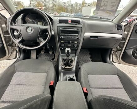 Бежевий Шкода Октавія, об'ємом двигуна 1.6 л та пробігом 226 тис. км за 5900 $, фото 13 на Automoto.ua
