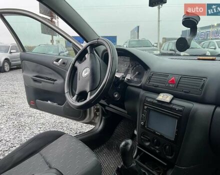 Бежевый Шкода Октавия, объемом двигателя 1.6 л и пробегом 276 тыс. км за 4490 $, фото 35 на Automoto.ua