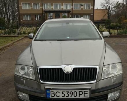 Бежевый Шкода Октавия, объемом двигателя 1.9 л и пробегом 330 тыс. км за 4700 $, фото 1 на Automoto.ua