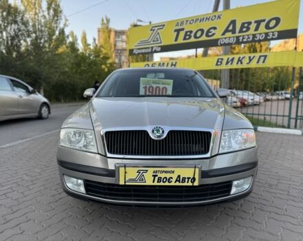 Бежевый Шкода Октавия, объемом двигателя 1.6 л и пробегом 207 тыс. км за 6750 $, фото 1 на Automoto.ua