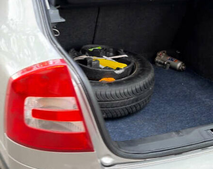 Бежевий Шкода Октавія, об'ємом двигуна 1.6 л та пробігом 225 тис. км за 5400 $, фото 7 на Automoto.ua