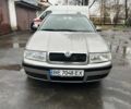 Бежевий Шкода Октавія, об'ємом двигуна 1.6 л та пробігом 225 тис. км за 5200 $, фото 1 на Automoto.ua