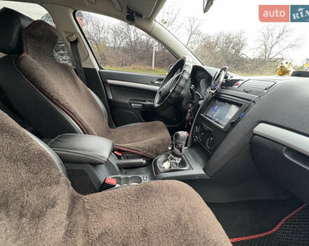 Бежевый Шкода Октавия, объемом двигателя 1.6 л и пробегом 279 тыс. км за 6500 $, фото 16 на Automoto.ua