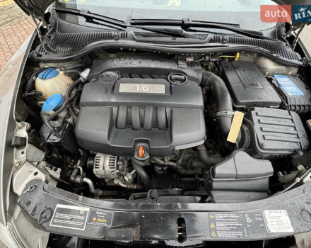 Бежевый Шкода Октавия, объемом двигателя 1.6 л и пробегом 279 тыс. км за 6500 $, фото 13 на Automoto.ua