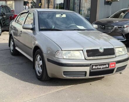 Бежевый Шкода Октавия, объемом двигателя 1.6 л и пробегом 297 тыс. км за 4290 $, фото 5 на Automoto.ua