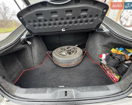 Бежевый Шкода Октавия, объемом двигателя 1.6 л и пробегом 279 тыс. км за 6500 $, фото 20 на Automoto.ua