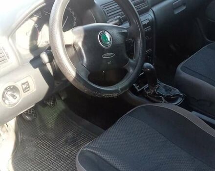 Бежевий Шкода Октавія, об'ємом двигуна 1.6 л та пробігом 367 тис. км за 2550 $, фото 16 на Automoto.ua