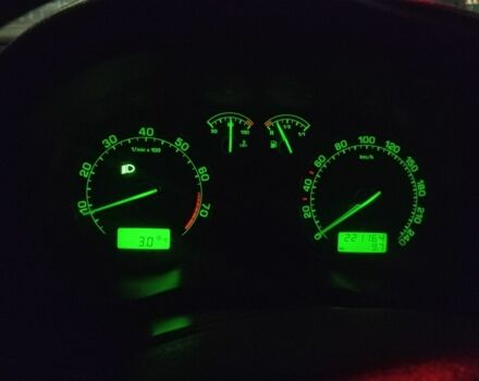 Бежевый Шкода Октавия, объемом двигателя 1.6 л и пробегом 221 тыс. км за 5600 $, фото 3 на Automoto.ua