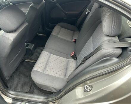 Бежевий Шкода Октавія, об'ємом двигуна 1.6 л та пробігом 225 тис. км за 5200 $, фото 13 на Automoto.ua