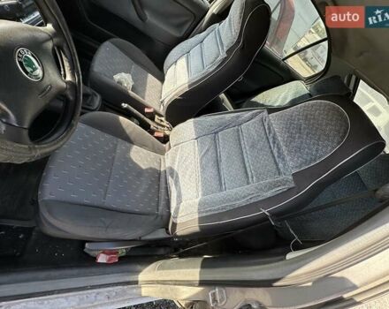 Бежевий Шкода Октавія, об'ємом двигуна 1.6 л та пробігом 858 тис. км за 4823 $, фото 12 на Automoto.ua