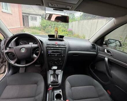 Шкода Октавия 2008 в Лохвице на Automoto.ua Бежевый Шкода Октавия, объемом двигателя 1.6 л и пробегом 253 тыс. км за 6200 $, фото 2 на Automoto.ua