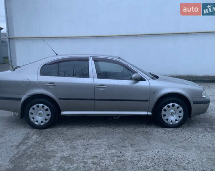 Бежевый Шкода Октавия, объемом двигателя 1.9 л и пробегом 261 тыс. км за 5499 $, фото 2 на Automoto.ua