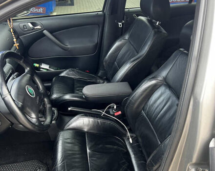 Бежевий Шкода Октавія, об'ємом двигуна 1.8 л та пробігом 316 тис. км за 5200 $, фото 10 на Automoto.ua