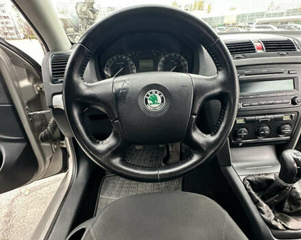 Бежевый Шкода Октавия, объемом двигателя 1.6 л и пробегом 226 тыс. км за 5999 $, фото 7 на Automoto.ua