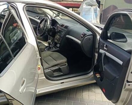 Бежевий Шкода Октавія, об'ємом двигуна 1.98 л та пробігом 325 тис. км за 5700 $, фото 6 на Automoto.ua