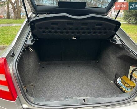 Бежевый Шкода Октавия, объемом двигателя 1.6 л и пробегом 194 тыс. км за 7200 $, фото 5 на Automoto.ua