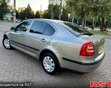 Бежевий Шкода Октавія, об'ємом двигуна 1.6 л та пробігом 207 тис. км за 6750 $, фото 1 на Automoto.ua