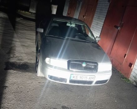 Бежевый Шкода Октавия, объемом двигателя 1.6 л и пробегом 221 тыс. км за 5600 $, фото 2 на Automoto.ua