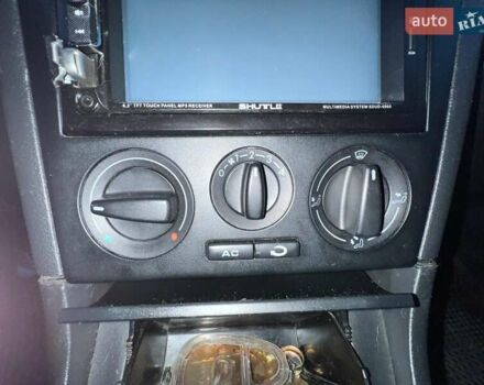 Бежевый Шкода Октавия, объемом двигателя 1.6 л и пробегом 276 тыс. км за 4490 $, фото 26 на Automoto.ua