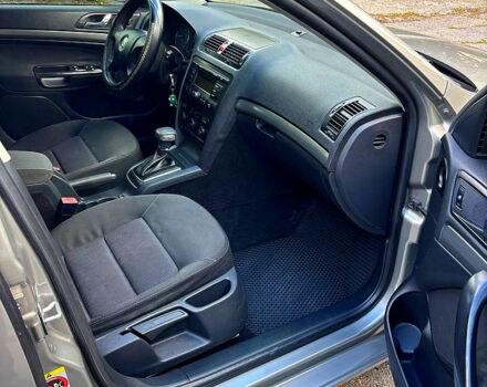 Бежевий Шкода Октавія, об'ємом двигуна 2 л та пробігом 290 тис. км за 5299 $, фото 8 на Automoto.ua