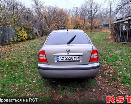 Бежевый Шкода Октавия, объемом двигателя 1.6 л и пробегом 232 тыс. км за 7200 $, фото 1 на Automoto.ua