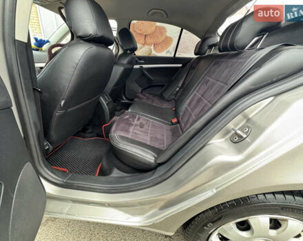 Бежевый Шкода Октавия, объемом двигателя 1.6 л и пробегом 279 тыс. км за 6500 $, фото 18 на Automoto.ua