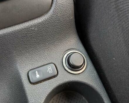 Бежевый Шкода Октавия, объемом двигателя 1.98 л и пробегом 230 тыс. км за 6200 $, фото 34 на Automoto.ua