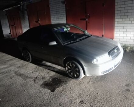 Бежевый Шкода Октавия, объемом двигателя 1.6 л и пробегом 221 тыс. км за 5600 $, фото 1 на Automoto.ua