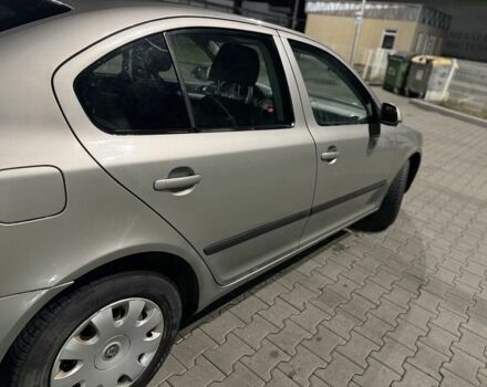 Бежевый Шкода Октавия, объемом двигателя 1.9 л и пробегом 300 тыс. км за 2850 $, фото 9 на Automoto.ua