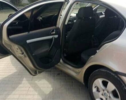 Бежевий Шкода Октавія, об'ємом двигуна 1.98 л та пробігом 325 тис. км за 5700 $, фото 1 на Automoto.ua