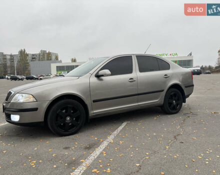 Бежевый Шкода Октавия, объемом двигателя 1.6 л и пробегом 226 тыс. км за 5999 $, фото 9 на Automoto.ua