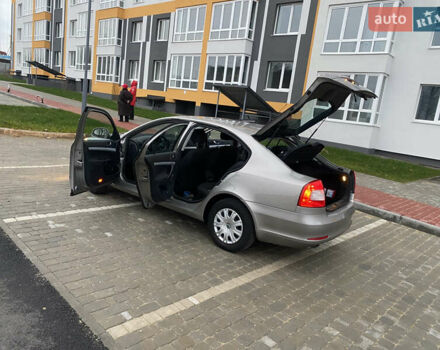 Бежевый Шкода Октавия, объемом двигателя 1.4 л и пробегом 224 тыс. км за 7750 $, фото 27 на Automoto.ua