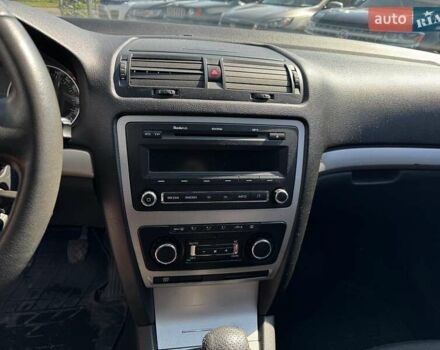 Бежевый Шкода Октавия, объемом двигателя 1.8 л и пробегом 162 тыс. км за 7540 $, фото 13 на Automoto.ua