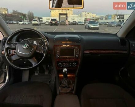 Бежевый Шкода Октавия, объемом двигателя 1.8 л и пробегом 174 тыс. км за 7299 $, фото 16 на Automoto.ua