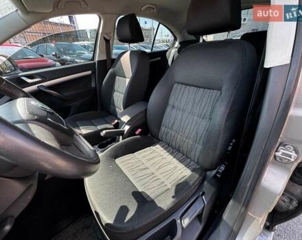 Бежевый Шкода Октавия, объемом двигателя 1.8 л и пробегом 162 тыс. км за 7540 $, фото 9 на Automoto.ua