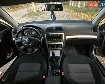 Бежевый Шкода Октавия, объемом двигателя 1.9 л и пробегом 229 тыс. км за 8000 $, фото 15 на Automoto.ua