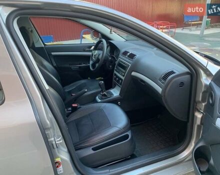 Шкода Октавія 2009 у Львові на Automoto.ua Бежевий Шкода Октавія, об'ємом двигуна 1.8 л та пробігом 143 тис. км за 7200 $, фото 4 на Automoto.ua