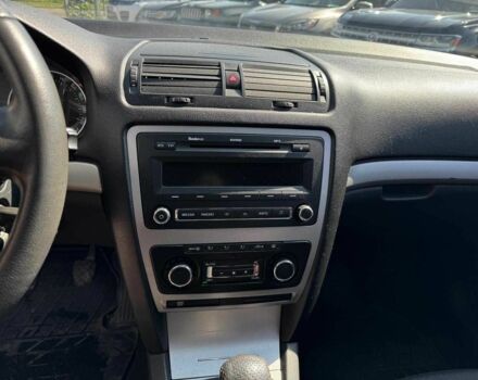 Бежевий Шкода Октавія, об'ємом двигуна 1.8 л та пробігом 162 тис. км за 5700 $, фото 12 на Automoto.ua