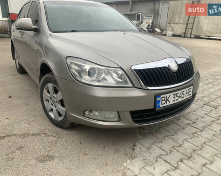 Бежевий Шкода Октавія, об'ємом двигуна 1.8 л та пробігом 283 тис. км за 6999 $, фото 7 на Automoto.ua
