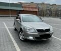 Бежевый Шкода Октавия, объемом двигателя 1.9 л и пробегом 258 тыс. км за 8100 $, фото 1 на Automoto.ua