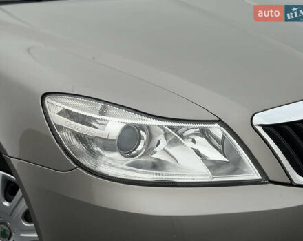 Бежевый Шкода Октавия, объемом двигателя 1.4 л и пробегом 224 тыс. км за 8222 $, фото 4 на Automoto.ua