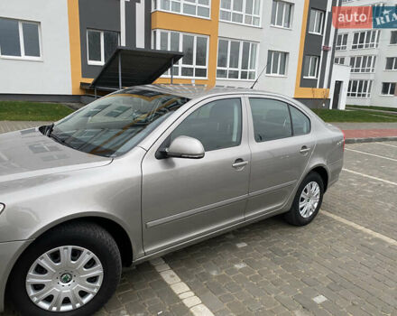 Бежевый Шкода Октавия, объемом двигателя 1.4 л и пробегом 224 тыс. км за 7750 $, фото 1 на Automoto.ua