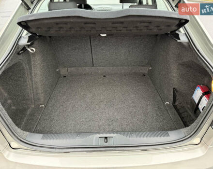 Бежевый Шкода Октавия, объемом двигателя 1.4 л и пробегом 224 тыс. км за 8222 $, фото 63 на Automoto.ua