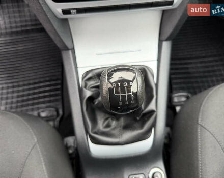 Бежевый Шкода Октавия, объемом двигателя 1.4 л и пробегом 224 тыс. км за 8222 $, фото 45 на Automoto.ua