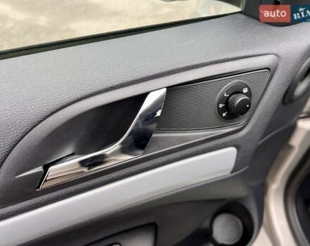 Бежевий Шкода Октавія, об'ємом двигуна 1.6 л та пробігом 59 тис. км за 10700 $, фото 36 на Automoto.ua