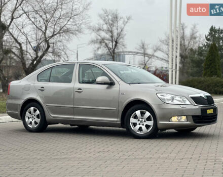 Бежевий Шкода Октавія, об'ємом двигуна 1.8 л та пробігом 231 тис. км за 9350 $, фото 7 на Automoto.ua