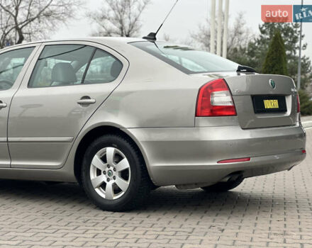 Бежевий Шкода Октавія, об'ємом двигуна 1.8 л та пробігом 231 тис. км за 9350 $, фото 11 на Automoto.ua